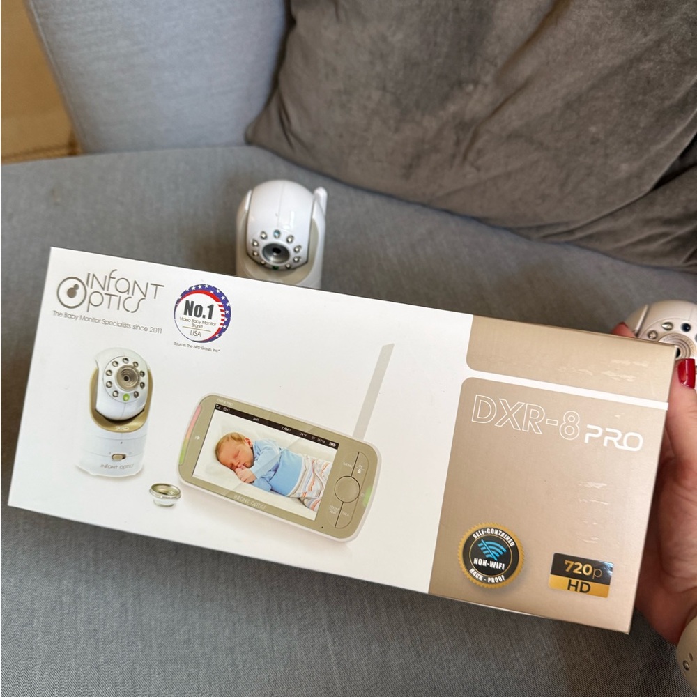 Infant Optics DXR-8 PRO Baby Monitor